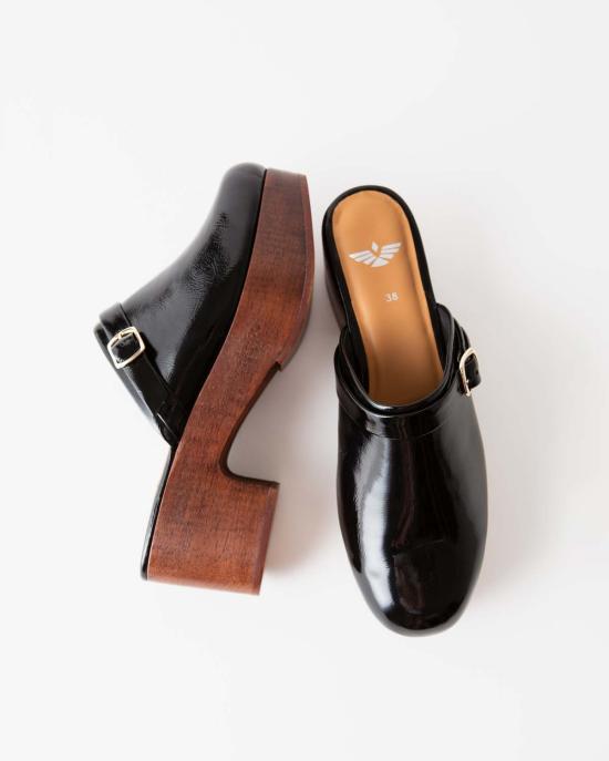  포트리스 뮬/슬리퍼 애비 플랫폼 클로그 블랙 크링클 페이턴트 - FORTRESS