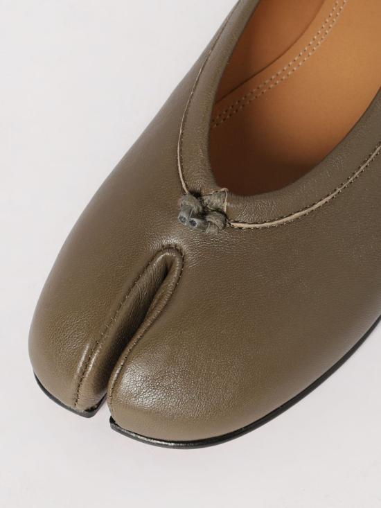 26SS 마르지엘라 타비 뉴 발레리나 S58WZ0127P3753 T2149 Brown - MAISON MARGIELA