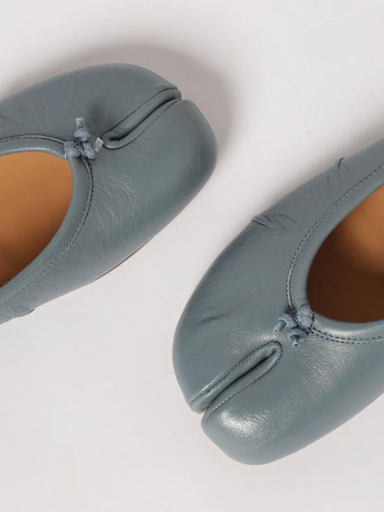 26SS 마르지엘라 타비 뉴 발레리나 S58WZ0127P3753 T6317 Blue - MAISON MARGIELA