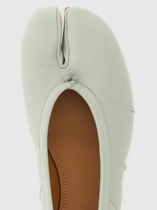 26SS 마르지엘라 타비 뉴 발레리나 S58WZ0127P3753 T8132 Grey - MAISON MARGIELA