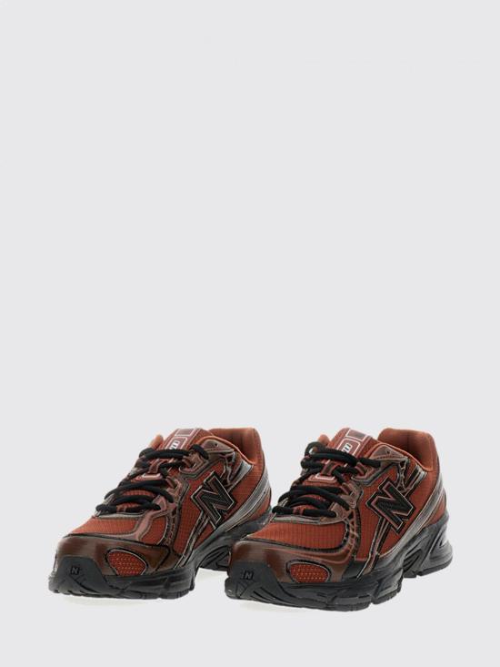 26SS 뉴발란스 740 스니커즈 U7407CB Brown - NEW BALANCE