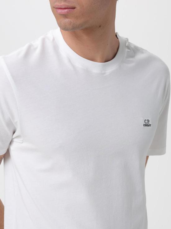 26SS 씨피 컴퍼니 30/1 저지 숏슬리브 로고 패치 티셔츠 RCCMTS726A005100W 103 White - C.P. COMPANY