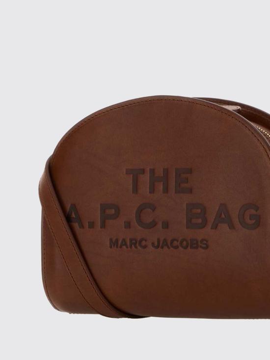 26SS 아페쎄 X 마크제이콥스 데미룬 크로스백 PXBVVF67062 CAD Hazel - A.P.C.