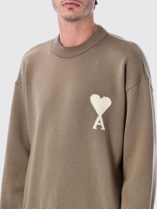 26SS 아미 ADC 울 & 코튼 크루넥 하트 스웨터 UKS859KN0156 A117 Beige - AMI