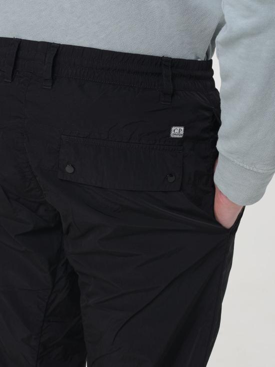 26SS 씨피 컴퍼니 스트레이트 팬츠 20CMPA033A005904G 999 Black - C.P. COMPANY