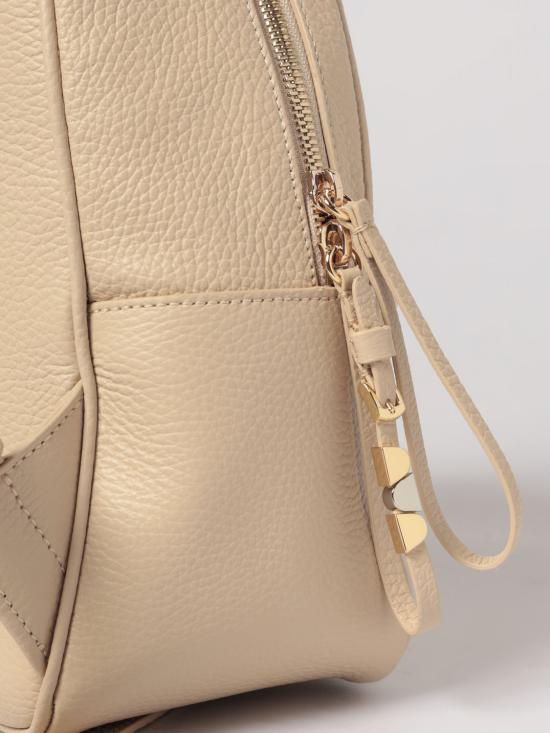 26SS 코치넬리 백팩 E1U45140201 N64 Sand - COCCINELLE