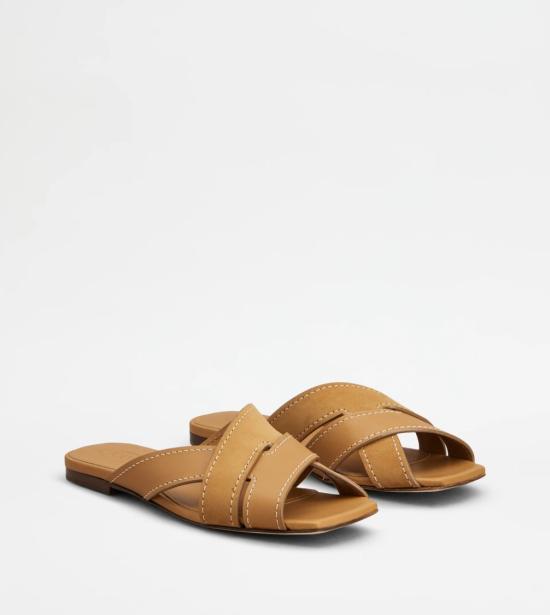 26SS 토즈 레더 크로스 스트랩 샌들 XXW99L0JY50V1SZZZR Brown - TODS