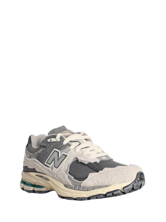 26SS 뉴발란스 2002R 스니커즈 M2002RDA GREYD Grey - NEW BALANCE