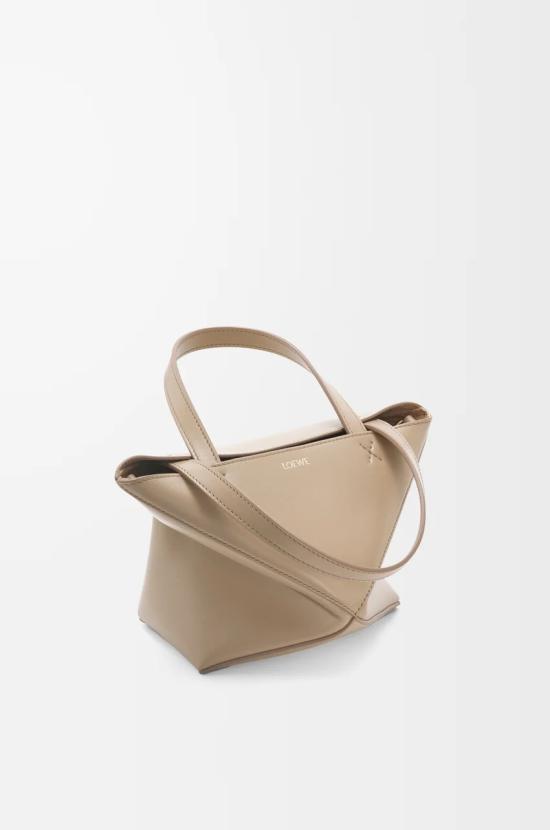 26SS 로에베 샤이니 카프스킨 미니 퍼즐 폴드 토트백 A657V25X01 2150 BEIGE - LOEWE