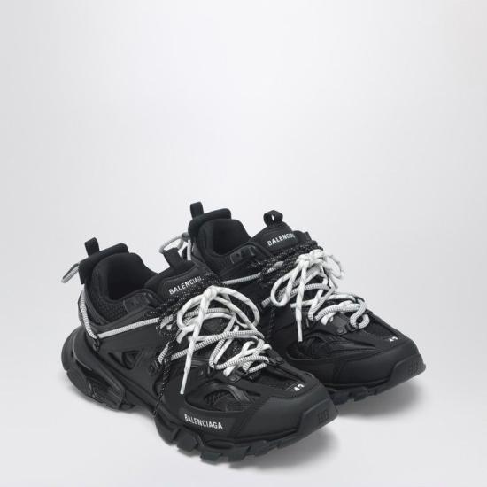 26SS 발렌시아가 트랙 트레일 레이스 스니커즈 800592WTRHK1090 black