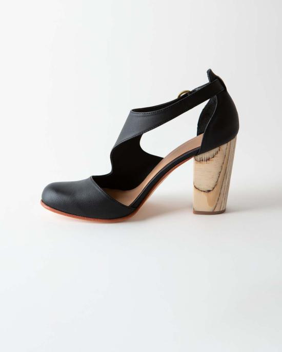  포트리스 힐/펌프스 루나 나야 블록 힐 - FORTRESS