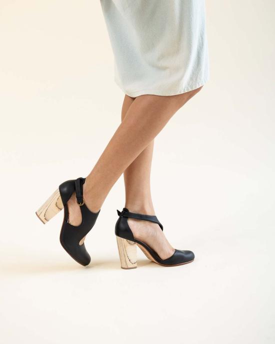  포트리스 힐/펌프스 루나 나야 블록 힐 - FORTRESS