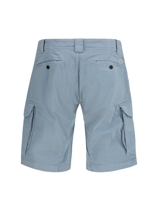 26SS 씨피 컴퍼니 스트레치 사틴 카고 렌즈 쇼츠 도브 20CMBE746A005694G 809 BLUE - C.P. COMPANY