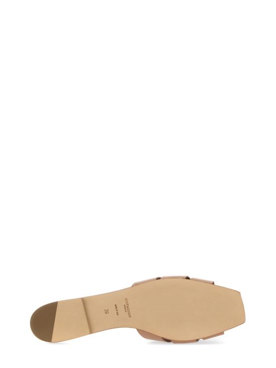  생로랑 페이턴트 레더 트리뷰트 플랫 뮬 571952 B8I009935 BEIGE - SAINT LAURENT