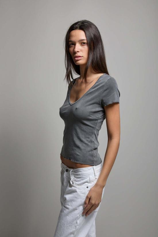  아셀 반팔 티셔츠 애셔 비키 브이넥 티셔츠 - ASHER