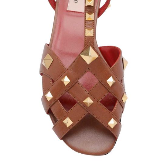  발렌티노 가라바니 샌들 Valentino Garavani Studdy  브라운 - VALENTINO GARAVANI