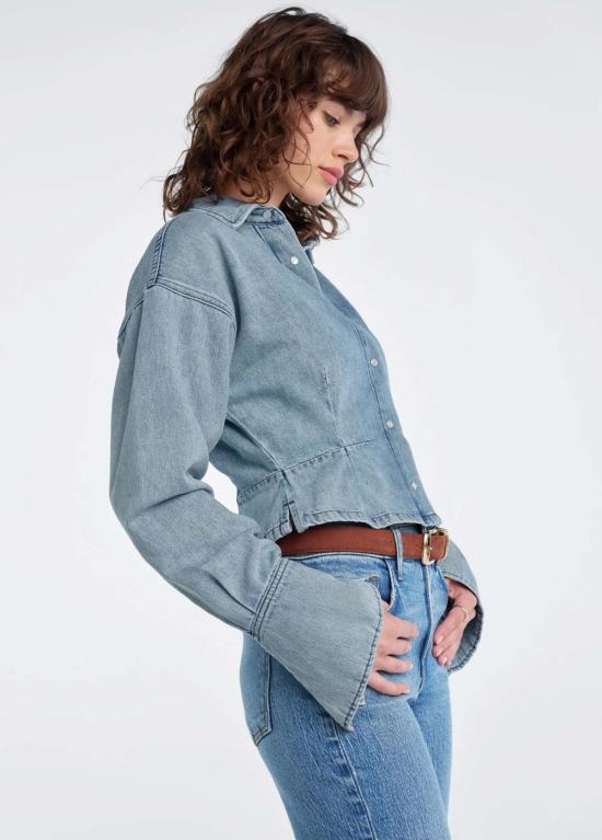  페이보릿 도우터 탑 가장 사랑하는 딸이 나를 바라본다는 문구가 적힌 셔츠 - FAVORITE DAUGHTER