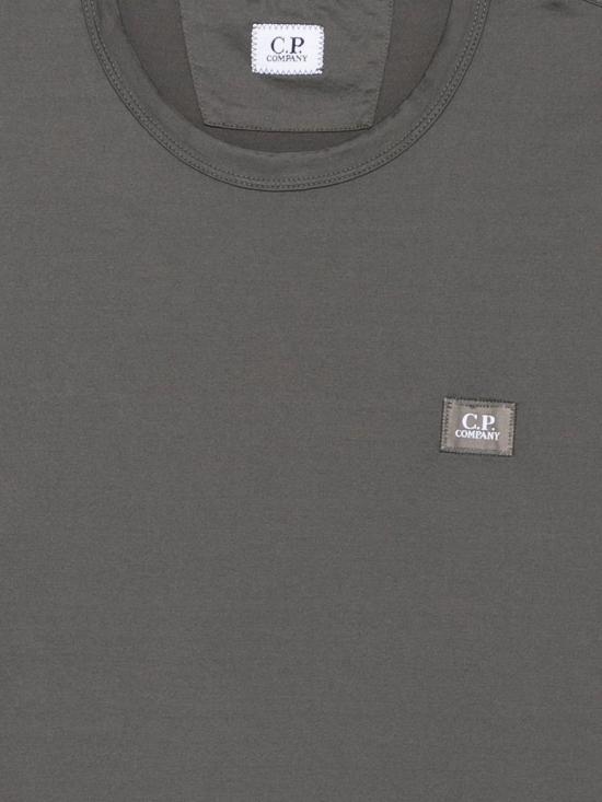 25FW 씨피 컴퍼니 반팔 티셔츠 19CMTS132A006374G 978 DARK SHADOW - C.P. COMPANY