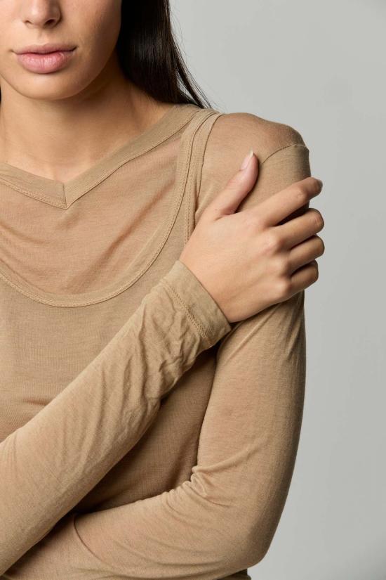  아셀 긴팔 티셔츠 애셔 사스키아 롱슬리브 마이크로 V탑 - ASHER