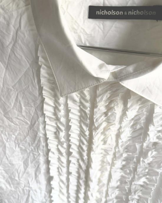  니콜슨&니콜슨 탑 니콜슨 & 니콜슨 아이리스 러플 셔츠