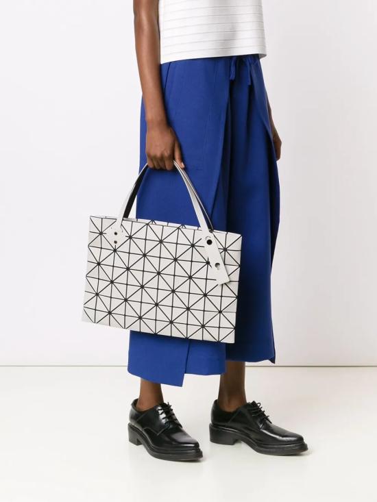 26SS 바오바오 토트백 BB66AG401 11 LIGHT GRAY - BAOBAO