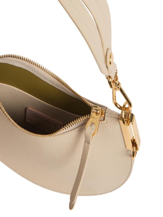 26SS 코치넬리 숄더백 E1QKF130301 700 SANDSHE SEAGRAS - COCCINELLE