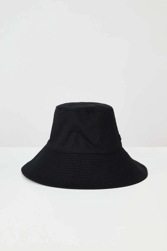  리 매튜스 모자 작업실