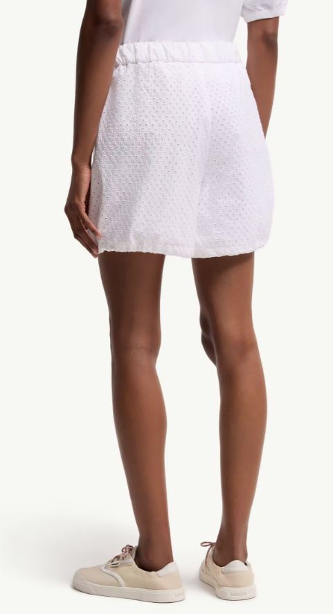 26SS 몽클레어 숏팬츠 L10932B00010 597LQ001 - MONCLER