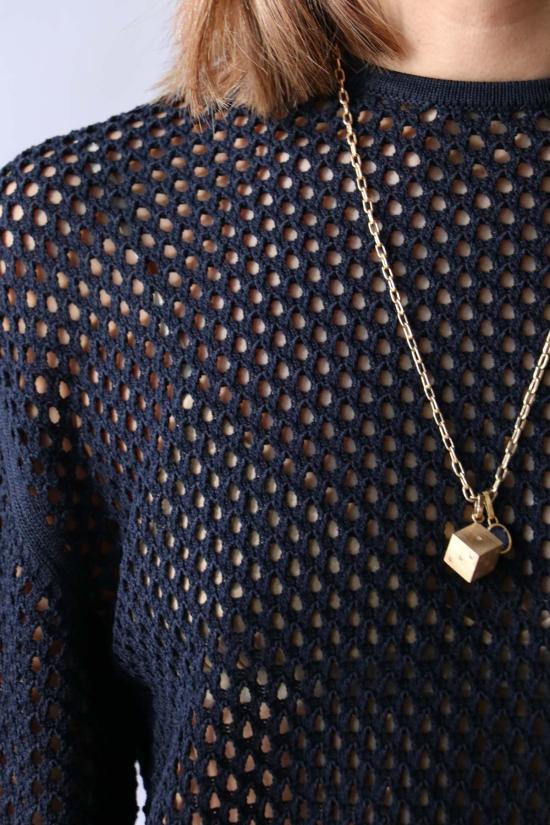  티비 반팔 티셔츠 크로셰 네팅 오버사이즈 이지 티셔츠 탑 네이비 - TIBI