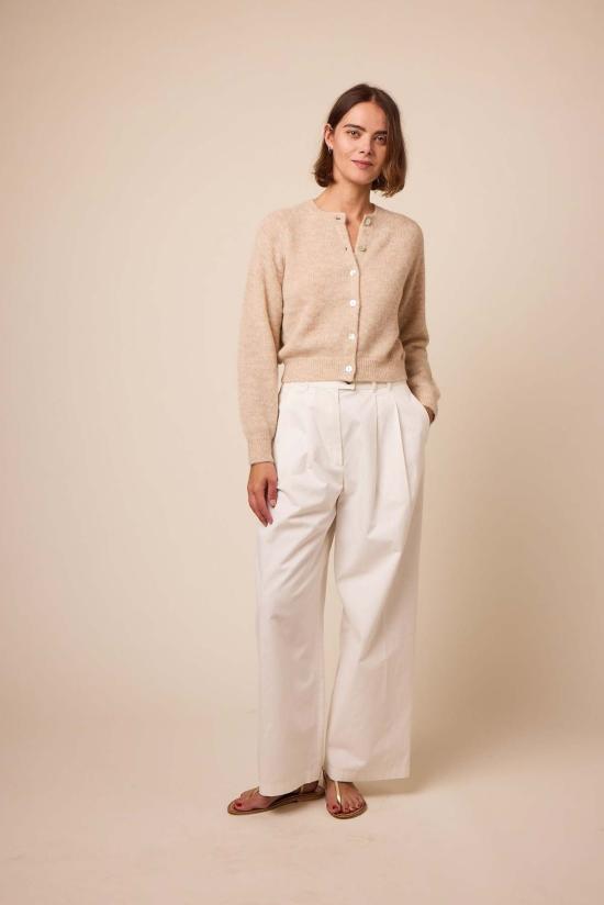  도엔 가디건 페트라 카디건 헤이즐넛 크림