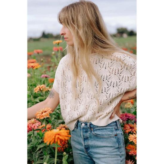  큐레이터 스웨터 로지