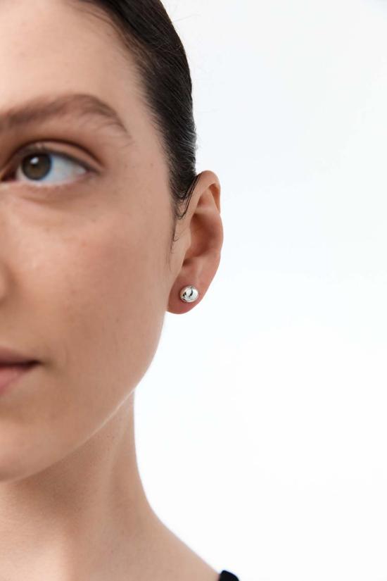  니나 고든 이어링 스몰 피겨 스터드 - NINA GORDON