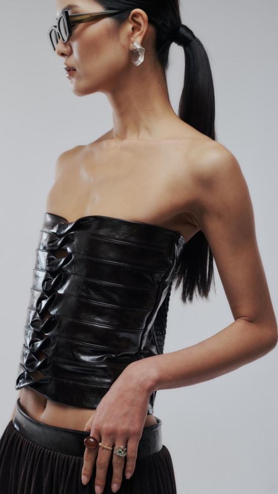  더 엔케이씨 스토어 민소매 티셔츠 NKC 스토어 메이브 코르셋 탑 - The NKC Store