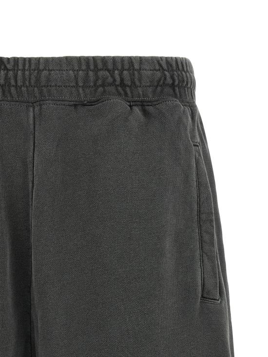 26SS 칼하트 WIP 넬슨 스웨트 쇼츠 I03013089GD Black - CARHARTT WIP