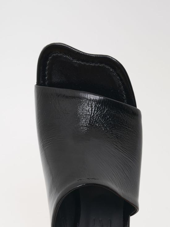 26SS 포에베 힐/펌프스 NE24VENICE Nero Black - POEVE