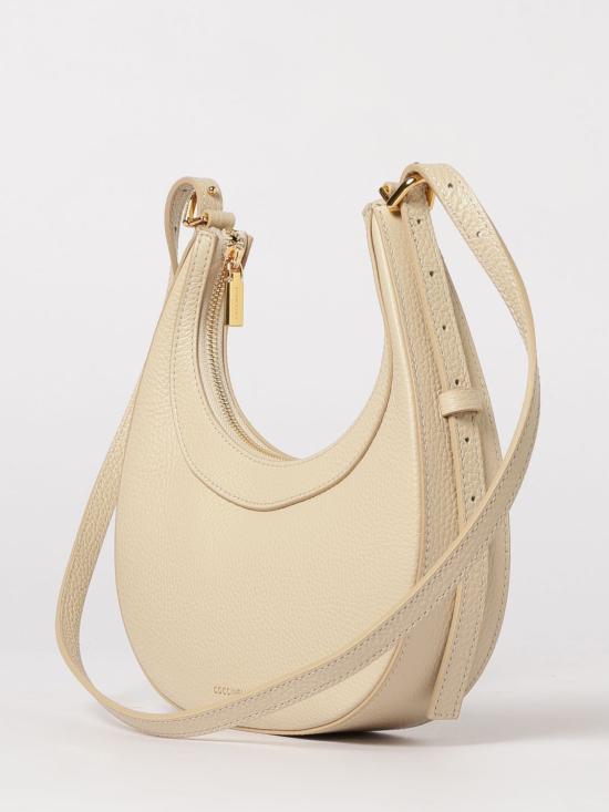 26SS 코치넬리 토트백 E5PIP530101 N64 Sand - COCCINELLE