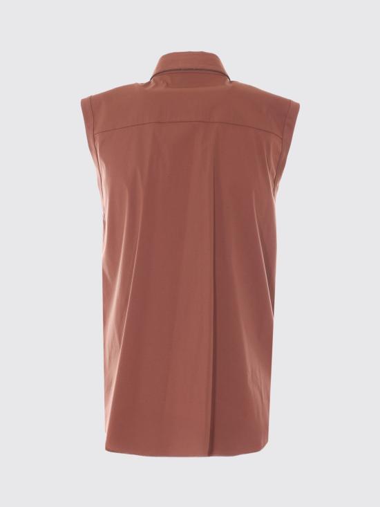 26SS 브루넬로 쿠치넬리 샤이니 트리밍 스트레치 코튼 포플린 슬리브리스 셔츠 M0091MA616 C4182 Red - BRUNELLO CUCINELLI