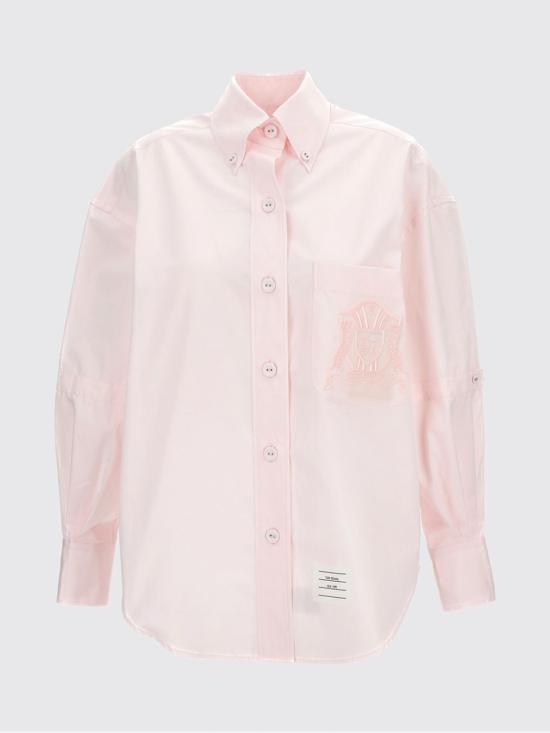 26SS 톰브라운 솔리드 포플린 크레스트 엠브로이더리 암밴드 슈퍼사이즈 셔츠 FLL079EF1004 680 Pink - THOM BROWNE