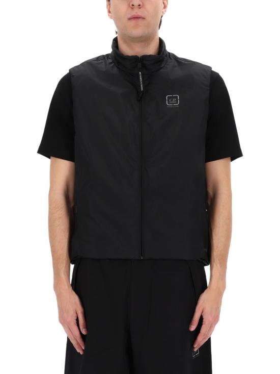 26SS 씨피 컴퍼니 베스트 20CLVE027A 110400A999 BLACK - C.P. COMPANY