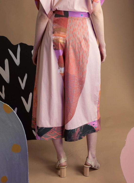  메그 스트레이트 팬츠 시크릿 와이드 레그 팬츠 시크릿 드로어 프린트 - MEG