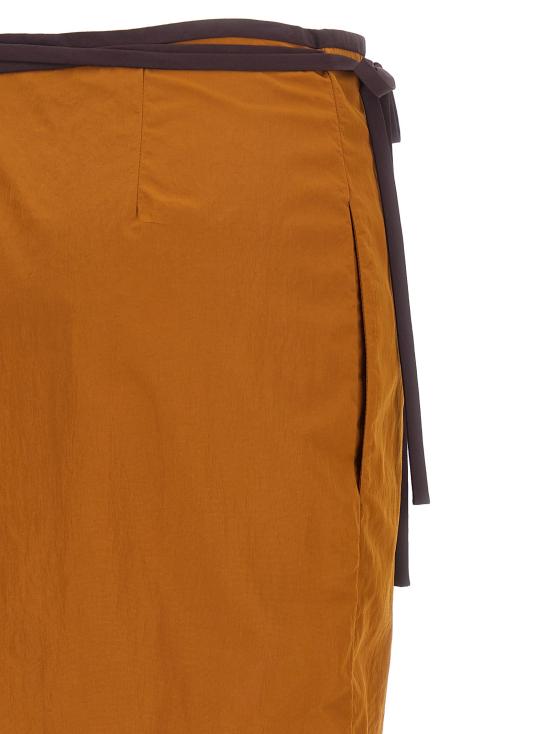 26SS 생로랑 미디 스커트 856970Y6J182607 - SAINT LAURENT