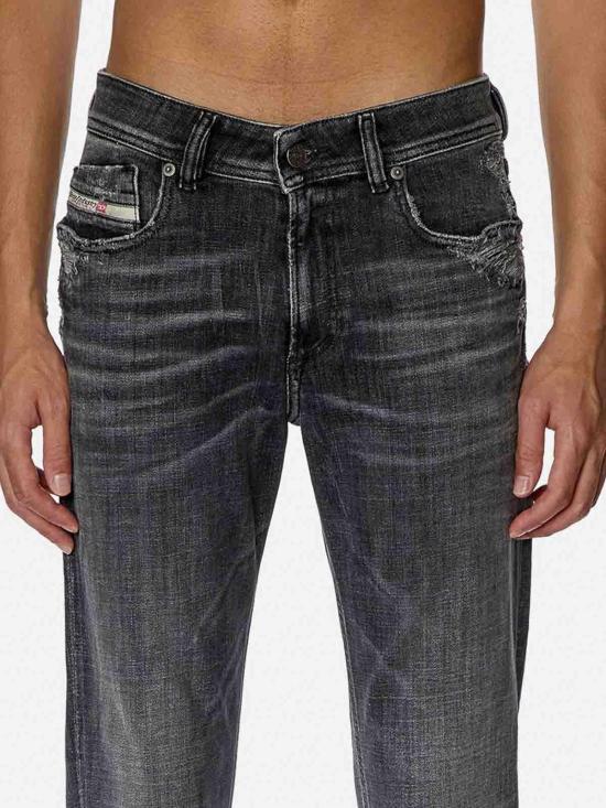  디젤 스트레이트 팬츠 A0359409G37 Black - DIESEL