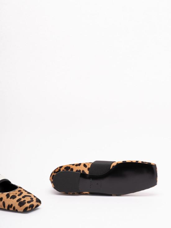 26SS 지방시 플랫 슈즈 BE5010E2FY007 Animal Print - GIVENCHY