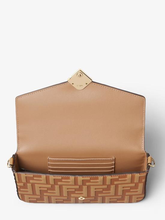 26SS 펜디 FF 다이아몬드 체인 지갑 8M0509AS42 F1URT Brown - FENDI