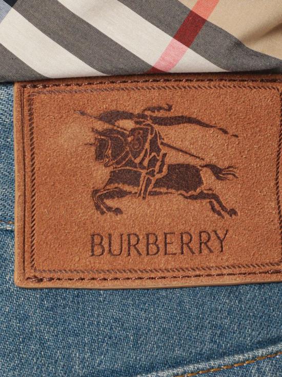 26SS 버버리 스트레치 데님 진 8118501 Blue - BURBERRY