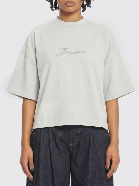 26SS 자크뮈스 반팔 티셔츠 TSW00590AJ00045 150 Grey - JACQUEMUS