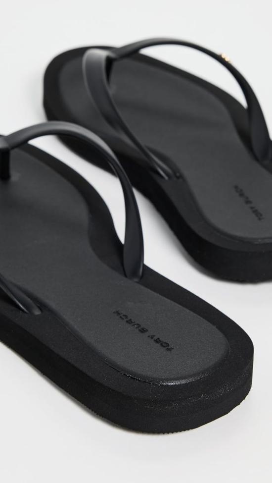  토리버치 샌들 키라 패딩 플립플롭 퍼펙트 블랙/골드 - TORY BURCH