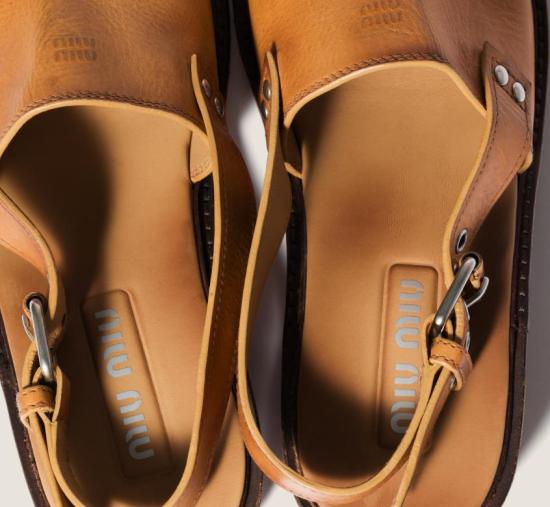 26SS 미우미우 샌들 5X677EFA0455OD F0054 CUOIO - MIU MIU