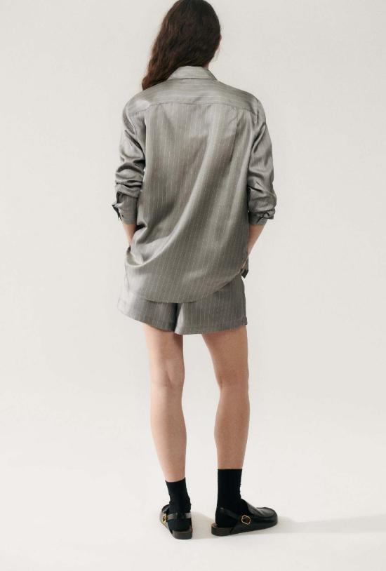  실크 런드리 탑 - SILK LAUNDRY