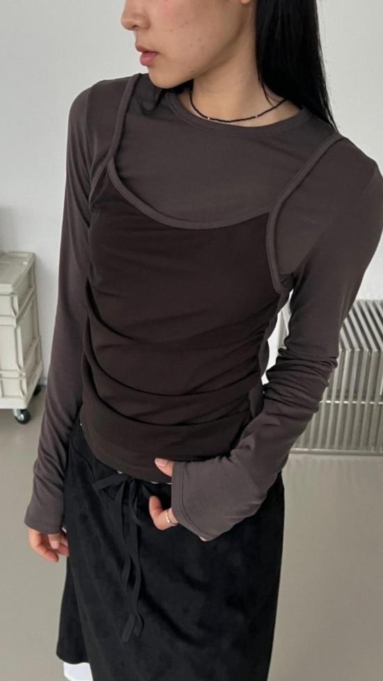  더 엔케이씨 스토어 긴팔 티셔츠 NKC 스토어 레일라 탑 브라운